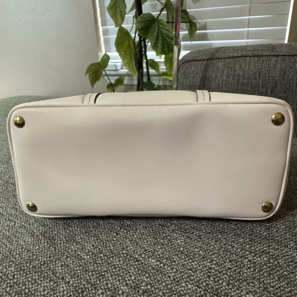 Coach Peyton Cora Domed Satchel in white - Picture 11 of 14